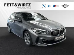 Skyscraper grau metallic Gebraucht 2024 BMW 118 M Sport Kleinwagen | 26.990 € (Guter Preis)