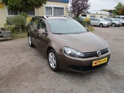 Braun Gebraucht 2011 VW Golf VI Comfortline Kombi | 6.800 € (Teuer)