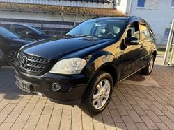 Schwarz Gebraucht 2005 Mercedes ML320 SUV | 8.999 € (Etwas zu teuer)