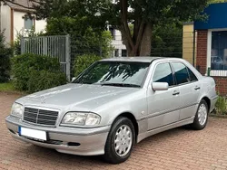 Gebraucht 1999 Mercedes C200 Elegance Limousine | 3.700 € (Fairer Preis)