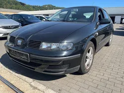 Schwarz Gebraucht 2000 Seat Leon Stella Limousine | 1.700 € (Etwas zu teuer)