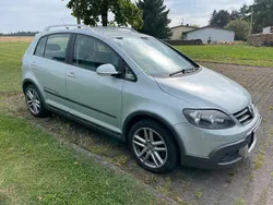 Blau Gebraucht 2009 VW Golf Plus Cross Van / Kleinbus | 2.500 € (Superpreis)