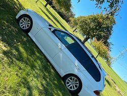 Weiß Gebraucht 2007 BMW 320 Limousine | 3.200 € (Guter Preis)