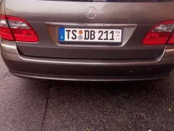 Braun Gebraucht 2006 Mercedes E220 Classic Kombi | 7.000 € (Etwas zu teuer)