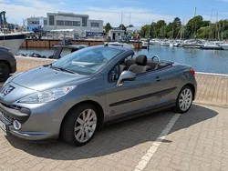 Grau Gebraucht 2007 Peugeot 207 CC Sport Cabrio | 3.450 €