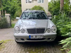 Silber Gebraucht 2000 Mercedes E320 Elegance Kombi | 9.700 €