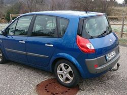 Blau metallic Gebraucht 2006 Renault Scénic II Van / Kleinbus | 2.850 €