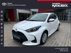 Schneeweiß Gebraucht 2023 Toyota Yaris Comfort Kleinwagen | 14.970 € (Fairer Preis)