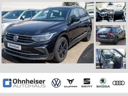 Deep black perleffekt Gebraucht 2021 VW Tiguan United SUV | 27.950 € (Etwas zu teuer)