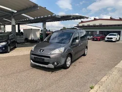 Grau Gebraucht 2009 Peugeot Partner Tepee Family Van / Kleinbus | 5.250 € (Guter Preis)