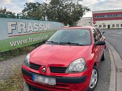 Rot Gebraucht 2003 Renault Clio II Kleinwagen | 1.600 € (Fairer Preis)