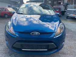 Blau Gebraucht 2010 Ford Fiesta Kleinwagen | 3.750 €