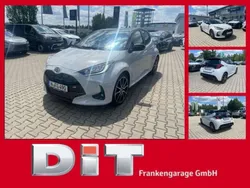 Dynamicgrey metallic / dach s Gebraucht 2024 Toyota Yaris Hybrid Sport Kleinwagen | 27.190 € (Guter Preis)