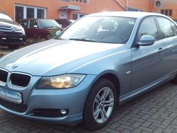 Blau Gebraucht 2009 BMW 318 Comfort Edition Limousine | 4.799 € (Fairer Preis)