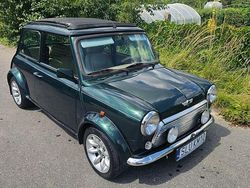 Grün Gebraucht 2000 Mini 1300 Kleinwagen | 12.500 €