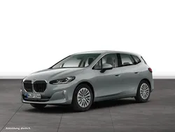 Grau Gebraucht 2024 BMW 218 Active Tourer Van / Kleinbus | 33.024 € (Fairer Preis)