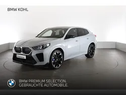 Grau Gebraucht 2024 BMW X2 Luxury Line SUV | 53.490 €