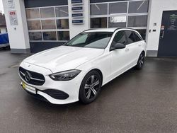Weiß Gebraucht 2022 Mercedes C200 Avantgarde Kombi | 28.700 € (Superpreis)