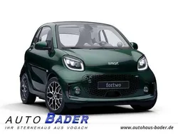 Grün Gebraucht 2023 Smart ForTwo Electric Drive Prime Exclusive Coupé | 18.900 € (Etwas zu teuer)