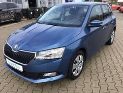 Blau Gebraucht 2021 Skoda Fabia Ambition Kleinwagen | 13.900 € (Fairer Preis)