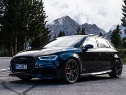 Schwarz Gebraucht 2019 Audi RS3 Sport Kleinwagen | 43.870 € (Fairer Preis)