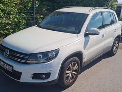 Pure white Gebraucht 2015 VW Tiguan Trendline SUV | 7.900 € (Fairer Preis)
