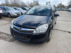 Schwarz Gebraucht 2008 Opel Astra Edition Kombi | 2.499 € (Fairer Preis)