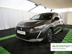 Platinum grau Gebraucht 2023 Peugeot 208 Allure Kleinwagen | 16.990 € (Guter Preis)