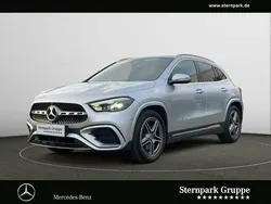 Lack hightechsilber Gebraucht 2024 Mercedes GLA250 AMG Line Premium Plus SUV | 56.980 €