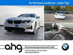 Weiß Gebraucht 2019 BMW 330 Sport Line Kombi | 24.930 € (Fairer Preis)