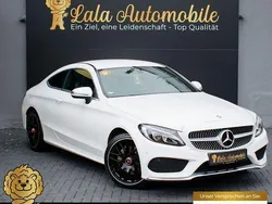 Polarweiss unilack Gebraucht 2016 Mercedes C200 AMG line Coupé | 27.390 €