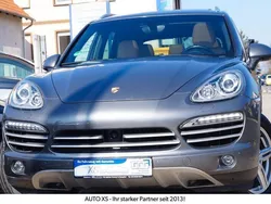 Grau Gebraucht 2014 Porsche Cayenne Platinum Edition SUV | 21.990 € (Superpreis)