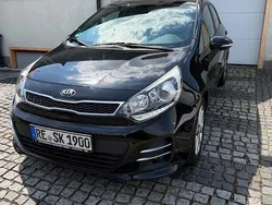 Schwarz Gebraucht 2016 Kia Rio 2 Limousine | 7.700 € (Fairer Preis)