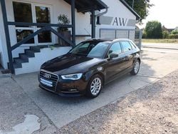 Belugabraun Gebraucht 2014 Audi A3 Attraction Limousine | 8.550 € (Superpreis)