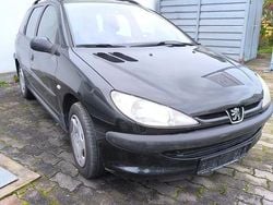 Schwarz Gebraucht 2003 Peugeot 206 Filou Kombi | 900 € (Guter Preis)