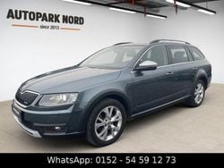 Grau Gebraucht 2017 Skoda Octavia Scout 4x4 Kombi | 10.899 € (Guter Preis)