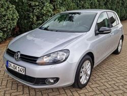Silber Gebraucht 2011 VW Golf VI Style Kleinwagen | 5.499 € (Fairer Preis)