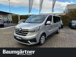 Kometengrau metallic Neu 2024 Renault Trafic Life Van | 39.950 € (Guter Preis)