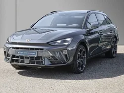 Grau Neu 2025 Cupra Leon VZ Limousine | 48.970 € (Etwas zu teuer)