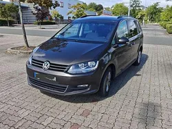 Braun Gebraucht 2016 VW Sharan Comfortline Van / Kleinbus | 17.750 € (Superpreis)