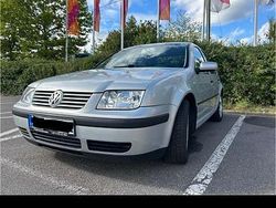 Grau Gebraucht 2000 VW Bora Limousine | 1.470 € (Fairer Preis)