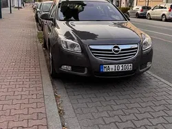 Grau Gebraucht 2009 Opel Insignia Kombi | 3.500 € (Fairer Preis)
