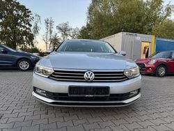 Silber Gebraucht 2019 VW Passat Trendline Kombi | 12.990 € (Superpreis)
