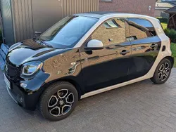 Weiß Gebraucht 2017 Smart ForFour Passion Limousine | 7.999 € (Superpreis)