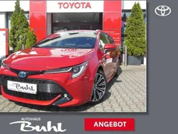 Karminarot metallic Gebraucht 2019 Toyota Corolla Club Kombi | 23.587 € (Etwas zu teuer)