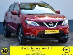 Alizarin crimson (metallic) Gebraucht 2016 Nissan Qashqai N-Connecta SUV | 14.900 € (Fairer Preis)
