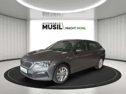 Graphite grau metallic Gebraucht 2023 Skoda Scala Tour Kleinwagen | 22.870 € (Fairer Preis)