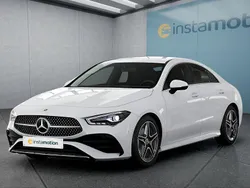 Weiß Gebraucht 2025 Mercedes CLA220 Limousine | 46.849 €