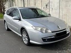 Silber Gebraucht 2010 Renault Laguna GrandTour Dynamique Kombi | 4.690 € (Fairer Preis)