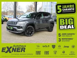 Grau Gebraucht 2024 Jeep Compass SUV | 27.900 € (Guter Preis)